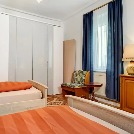 Apartman Siravit Am